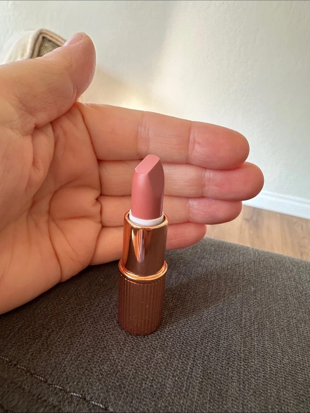 🆕 Charlotte Tilbury Lipsticks in pilllow talk